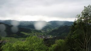 Dieses Bild zeigt eine Webcam-Aufnahme vom Achertal, aufgenommen am Donnerstag, den 14.05.2026 um 16:20 Uhr. Die Temperatur betrug 5.4°C.