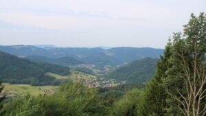 Dieses Bild zeigt eine Webcam-Aufnahme vom Achertal, aufgenommen am Mittwoch, den 15.07.2026 um 09:10 Uhr. Die Temperatur betrug 22.8°C.