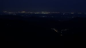 Dieses Bild zeigt eine Webcam-Aufnahme vom Achertal, aufgenommen am Donnerstag, den 03.07.2025 um 04:10 Uhr. Die Temperatur betrug 19.6°C.