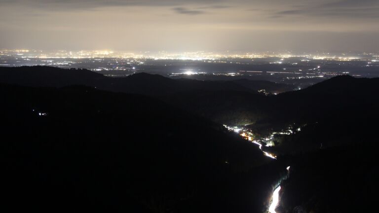 Dieses Bild zeigt eine Webcam-Aufnahme vom Achertal, aufgenommen am Montag, den 20.10.2025 um 06:40 Uhr. Die Temperatur betrug 11.3°C.