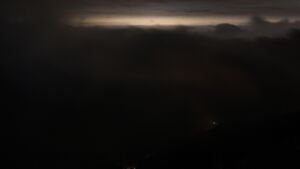 Dieses Bild zeigt eine Webcam-Aufnahme vom Achertal, aufgenommen am Freitag, den 21.11.2025 um 04:30 Uhr. Die Temperatur betrug -4.2°C.