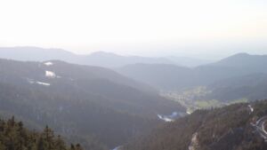 Dieses Bild zeigt eine Webcam-Aufnahme vom Achertal, aufgenommen am Donnerstag, den 02.04.2026 um 18:30 Uhr. Die Temperatur betrug 6.1°C.