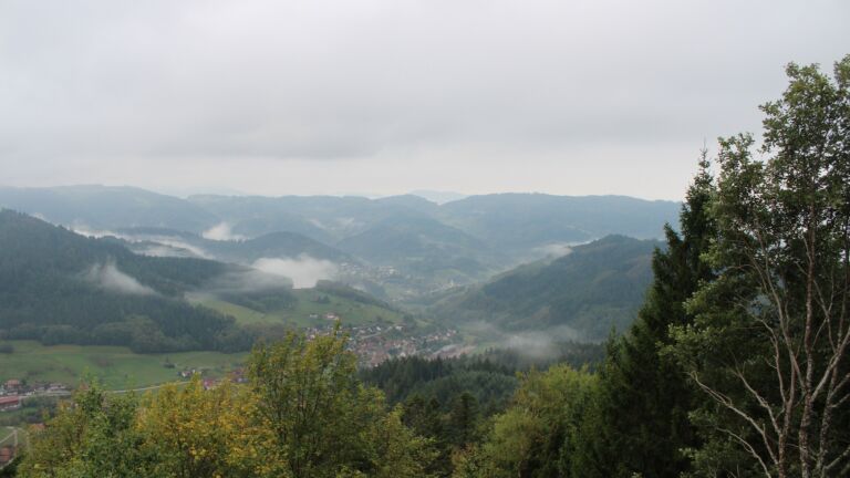 Dieses Bild zeigt eine Webcam-Aufnahme vom Achertal, aufgenommen am Montag, den 19.10.2026 um 09:20 Uhr. Die Temperatur betrug 9.3°C.