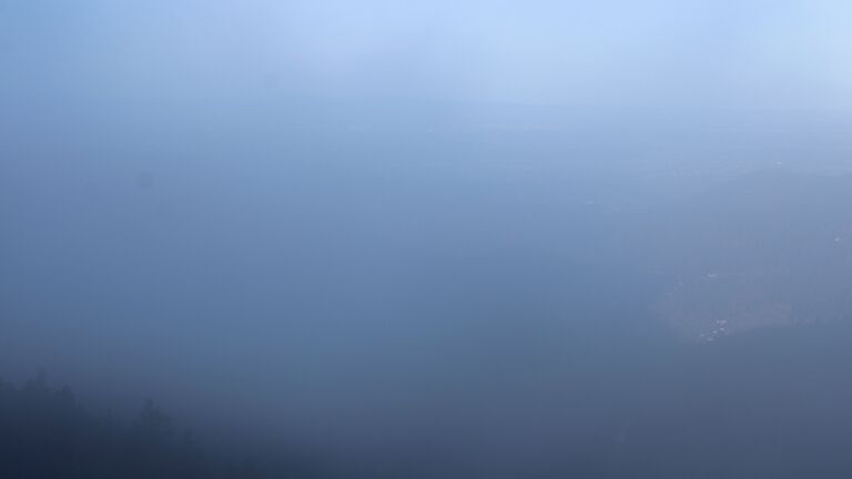 Dieses Bild zeigt eine Webcam-Aufnahme vom Achertal, aufgenommen am Mittwoch, den 29.10.2025 um 08:20 Uhr. Die Temperatur betrug 5.1°C.