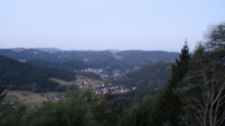 Dieses Bild zeigt eine Webcam-Aufnahme vom Achertal, aufgenommen am Mittwoch, den 12.08.2026 um 05:50 Uhr. Die Temperatur betrug 20.7°C.
