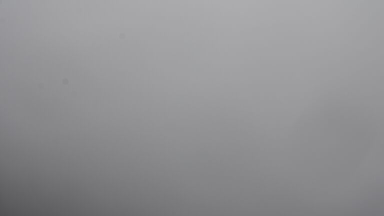 Dieses Bild zeigt eine Webcam-Aufnahme vom Achertal, aufgenommen am Samstag, den 25.10.2025 um 14:20 Uhr. Die Temperatur betrug 4°C.