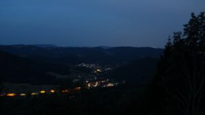 Dieses Bild zeigt eine Webcam-Aufnahme vom Achertal, aufgenommen am Dienstag, den 14.07.2026 um 04:40 Uhr. Die Temperatur betrug 25.4°C.