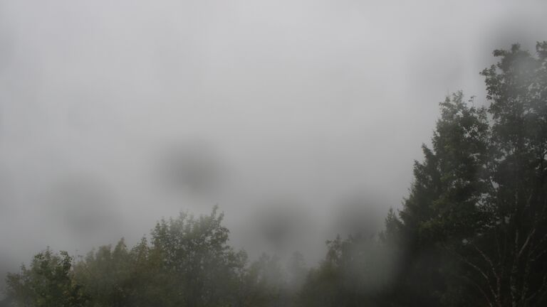 Dieses Bild zeigt eine Webcam-Aufnahme vom Achertal, aufgenommen am Donnerstag, den 08.10.2026 um 17:40 Uhr. Die Temperatur betrug 9°C.