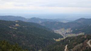 Dieses Bild zeigt eine Webcam-Aufnahme vom Achertal, aufgenommen am Mittwoch, den 10.12.2025 um 09:50 Uhr. Die Temperatur betrug 6.6°C.