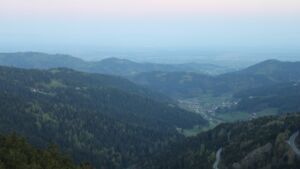 Dieses Bild zeigt eine Webcam-Aufnahme vom Achertal, aufgenommen am Montag, den 20.04.2026 um 06:30 Uhr. Die Temperatur betrug 3.9°C.