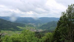 Dieses Bild zeigt eine Webcam-Aufnahme vom Achertal, aufgenommen am Mittwoch, den 20.05.2026 um 12:50 Uhr. Die Temperatur betrug 12.8°C.