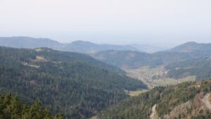 Dieses Bild zeigt eine Webcam-Aufnahme vom Achertal, aufgenommen am Freitag, den 06.03.2026 um 12:00 Uhr. Die Temperatur betrug 16.5°C.