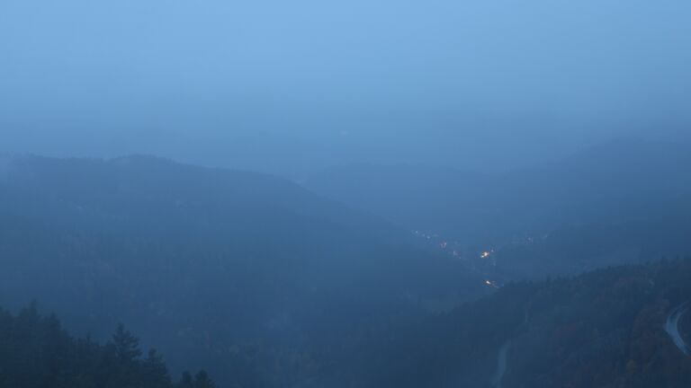 Dieses Bild zeigt eine Webcam-Aufnahme vom Achertal, aufgenommen am Mittwoch, den 22.10.2025 um 07:40 Uhr. Die Temperatur betrug 7.6°C.