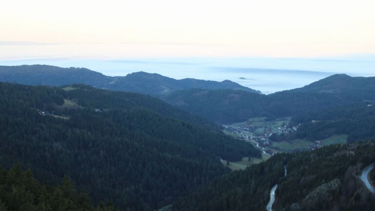 Dieses Bild zeigt eine Webcam-Aufnahme vom Achertal, aufgenommen am Mittwoch, den 25.02.2026 um 07:30 Uhr. Die Temperatur betrug 8.2°C.