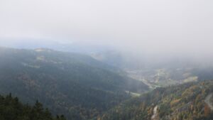 Dieses Bild zeigt eine Webcam-Aufnahme vom Achertal, aufgenommen am Montag, den 13.10.2025 um 14:40 Uhr. Die Temperatur betrug 7.2°C.