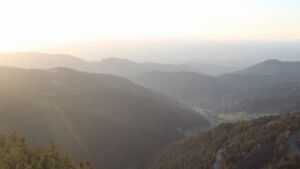 Dieses Bild zeigt eine Webcam-Aufnahme vom Achertal, aufgenommen am Montag, den 02.03.2026 um 17:40 Uhr. Die Temperatur betrug 9.2°C.