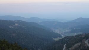 Dieses Bild zeigt eine Webcam-Aufnahme vom Achertal, aufgenommen am Mittwoch, den 25.03.2026 um 06:30 Uhr. Die Temperatur betrug 4.3°C.