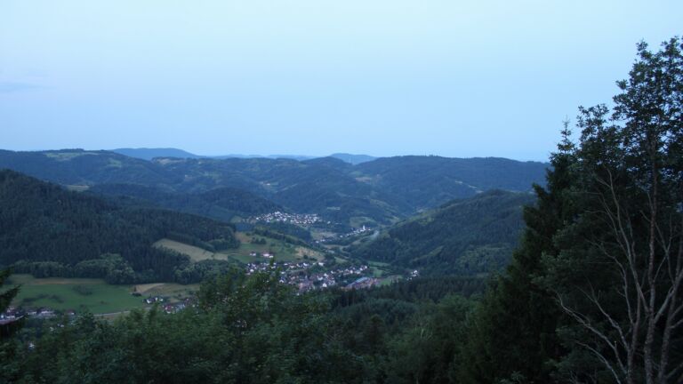 Dieses Bild zeigt eine Webcam-Aufnahme vom Achertal, aufgenommen am Samstag, den 20.06.2026 um 05:10 Uhr. Die Temperatur betrug 22°C.