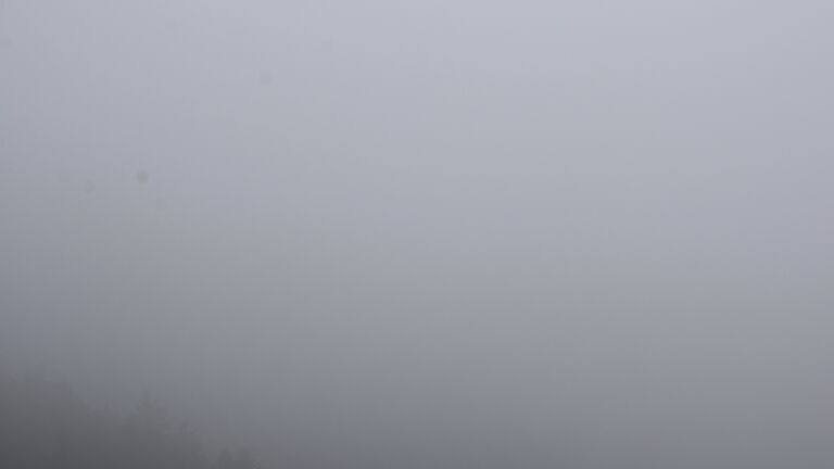 Dieses Bild zeigt eine Webcam-Aufnahme vom Achertal, aufgenommen am Donnerstag, den 07.05.2026 um 12:30 Uhr. Die Temperatur betrug 5.9°C.