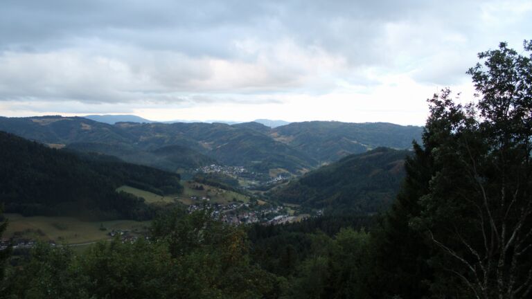 Dieses Bild zeigt eine Webcam-Aufnahme vom Achertal, aufgenommen am Samstag, den 22.08.2026 um 07:00 Uhr. Die Temperatur betrug 10.7°C.