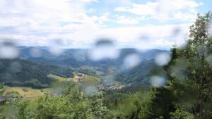 Dieses Bild zeigt eine Webcam-Aufnahme vom Achertal, aufgenommen am Mittwoch, den 03.06.2026 um 16:00 Uhr. Die Temperatur betrug 12.5°C.