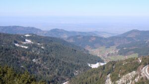 Dieses Bild zeigt eine Webcam-Aufnahme vom Achertal, aufgenommen am Donnerstag, den 02.04.2026 um 10:30 Uhr. Die Temperatur betrug 5.1°C.