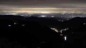 Dieses Bild zeigt eine Webcam-Aufnahme vom Achertal, aufgenommen am Donnerstag, den 27.11.2025 um 06:20 Uhr. Die Temperatur betrug -3.3°C.