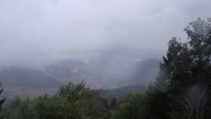 Dieses Bild zeigt eine Webcam-Aufnahme vom Achertal, aufgenommen am Freitag, den 21.08.2026 um 19:40 Uhr. Die Temperatur betrug 12.5°C.