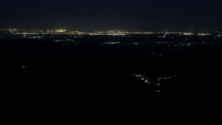 Dieses Bild zeigt eine Webcam-Aufnahme vom Achertal, aufgenommen am Donnerstag, den 09.04.2026 um 05:40 Uhr. Die Temperatur betrug 11.4°C.