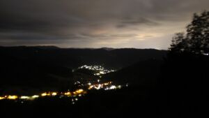 Dieses Bild zeigt eine Webcam-Aufnahme vom Achertal, aufgenommen am Sonntag, den 07.06.2026 um 03:10 Uhr. Die Temperatur betrug 13.1°C.