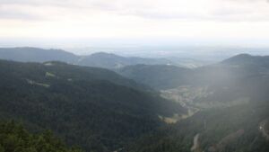 Dieses Bild zeigt eine Webcam-Aufnahme vom Achertal, aufgenommen am Mittwoch, den 16.07.2025 um 15:40 Uhr. Die Temperatur betrug 12.1°C.