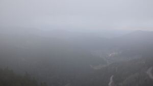 Dieses Bild zeigt eine Webcam-Aufnahme vom Achertal, aufgenommen am Sonntag, den 01.03.2026 um 08:20 Uhr. Die Temperatur betrug 3.7°C.