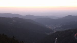 Dieses Bild zeigt eine Webcam-Aufnahme vom Achertal, aufgenommen am Dienstag, den 03.03.2026 um 18:40 Uhr. Die Temperatur betrug 7°C.