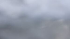 Dieses Bild zeigt eine Webcam-Aufnahme vom Achertal, aufgenommen am Freitag, den 27.03.2026 um 13:20 Uhr. Die Temperatur betrug 2.5°C.