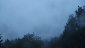 Dieses Bild zeigt eine Webcam-Aufnahme vom Achertal, aufgenommen am Montag, den 27.07.2026 um 05:40 Uhr. Die Temperatur betrug 14.3°C.