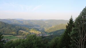 Dieses Bild zeigt eine Webcam-Aufnahme vom Achertal, aufgenommen am Freitag, den 26.06.2026 um 06:40 Uhr. Die Temperatur betrug 27.6°C.