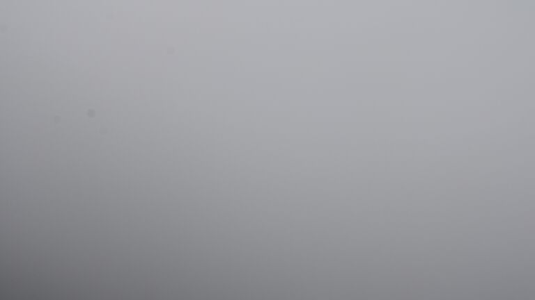 Dieses Bild zeigt eine Webcam-Aufnahme vom Achertal, aufgenommen am Donnerstag, den 21.08.2025 um 15:50 Uhr. Die Temperatur betrug 14.3°C.