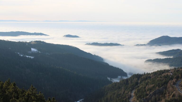 Dieses Bild zeigt eine Webcam-Aufnahme vom Achertal, aufgenommen am Dienstag, den 20.01.2026 um 15:40 Uhr. Die Temperatur betrug 8.9°C.