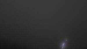 Dieses Bild zeigt eine Webcam-Aufnahme vom Achertal, aufgenommen am Dienstag, den 24.02.2026 um 19:30 Uhr. Die Temperatur betrug 7.5°C.