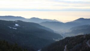 Dieses Bild zeigt eine Webcam-Aufnahme vom Achertal, aufgenommen am Freitag, den 23.01.2026 um 16:40 Uhr. Die Temperatur betrug 7.6°C.