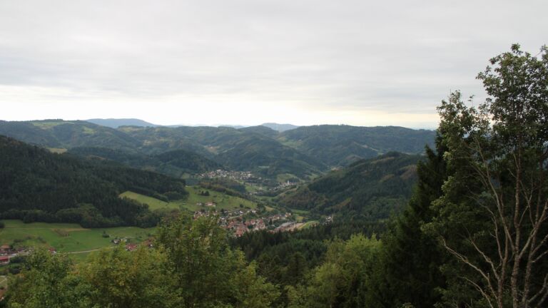 Dieses Bild zeigt eine Webcam-Aufnahme vom Achertal, aufgenommen am Freitag, den 18.09.2026 um 09:40 Uhr. Die Temperatur betrug 12.4°C.
