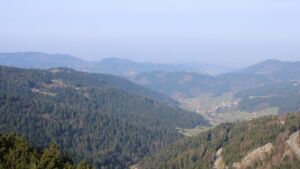 Dieses Bild zeigt eine Webcam-Aufnahme vom Achertal, aufgenommen am Montag, den 23.03.2026 um 09:10 Uhr. Die Temperatur betrug 6.7°C.