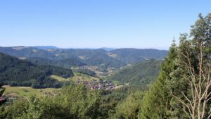Dieses Bild zeigt eine Webcam-Aufnahme vom Achertal, aufgenommen am Freitag, den 10.07.2026 um 09:40 Uhr. Die Temperatur betrug 25.6°C.