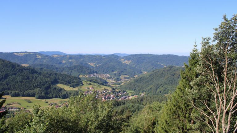 Dieses Bild zeigt eine Webcam-Aufnahme vom Achertal, aufgenommen am Freitag, den 10.07.2026 um 09:40 Uhr. Die Temperatur betrug 25.6°C.