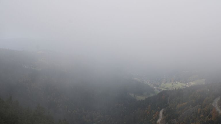 Dieses Bild zeigt eine Webcam-Aufnahme vom Achertal, aufgenommen am Montag, den 13.10.2025 um 15:10 Uhr. Die Temperatur betrug 7.2°C.