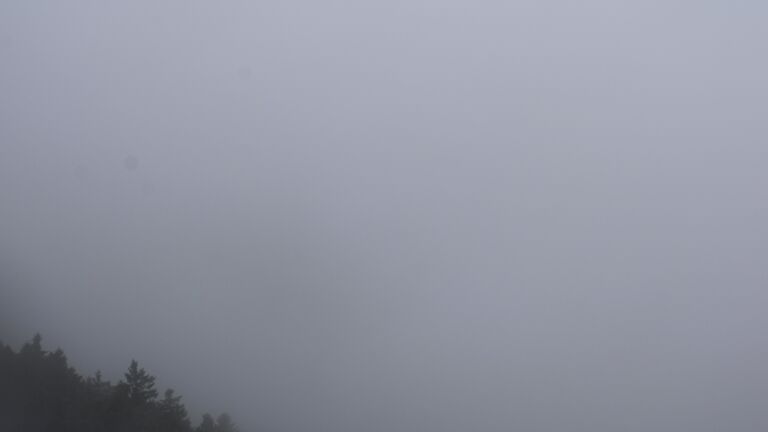 Dieses Bild zeigt eine Webcam-Aufnahme vom Achertal, aufgenommen am Donnerstag, den 28.08.2025 um 11:10 Uhr. Die Temperatur betrug 12.1°C.