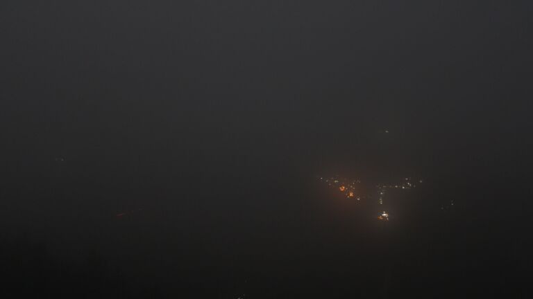 Dieses Bild zeigt eine Webcam-Aufnahme vom Achertal, aufgenommen am Dienstag, den 24.02.2026 um 19:10 Uhr. Die Temperatur betrug 7.4°C.