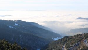 Dieses Bild zeigt eine Webcam-Aufnahme vom Achertal, aufgenommen am Samstag, den 22.11.2025 um 15:00 Uhr. Die Temperatur betrug -3°C.