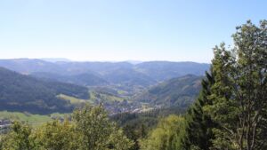 Dieses Bild zeigt eine Webcam-Aufnahme vom Achertal, aufgenommen am Mittwoch, den 23.09.2026 um 14:10 Uhr. Die Temperatur betrug 21.2°C.
