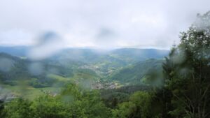 Dieses Bild zeigt eine Webcam-Aufnahme vom Achertal, aufgenommen am Mittwoch, den 20.05.2026 um 09:50 Uhr. Die Temperatur betrug 10.4°C.
